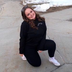 Meet your Posher, Anna